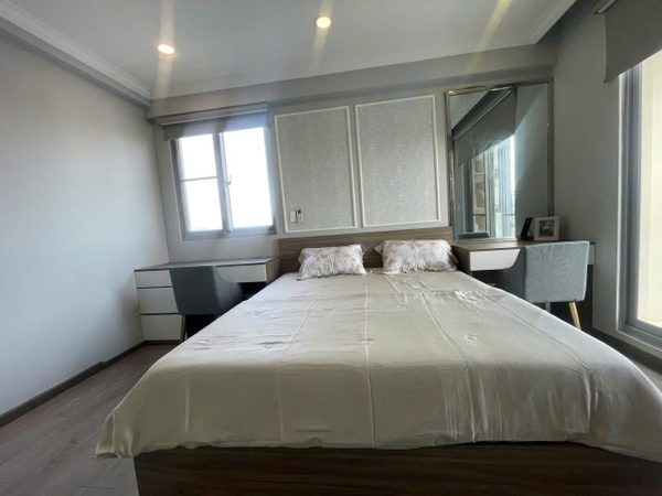 CHO THUÊ CĂN HỘ GREEN VALLEY PHÚ MỸ HƯNG 3 PHÒNG NGỦ 131M2