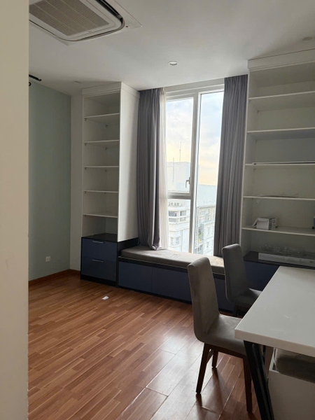 BÁN PENTHOUSE DUPLEX SUNRISE CITY 180M2 FULL NỘI THẤT CÓ SÂN THƯỢNG