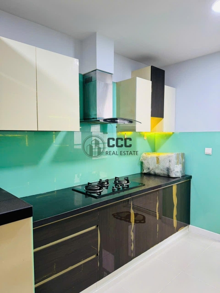 ✨🏙 CHO THUÊ CĂN HỘ SUNRISE CITY SOUTH – LẦU CAO, 138M², 3PN, NHÀ MỚI SỬA – 27 TRIỆU/THÁNG ✨