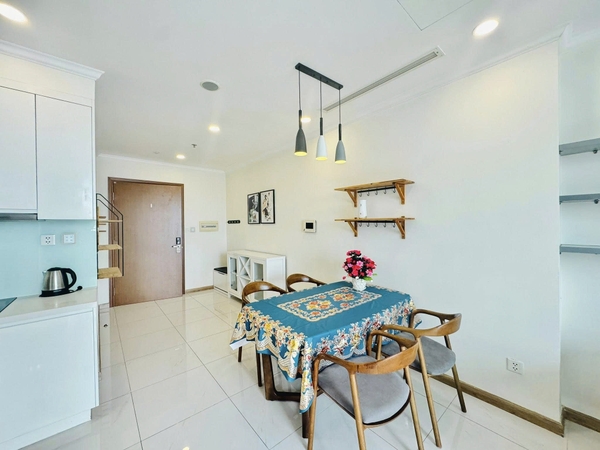 BÁN CĂN HỘ VINHOMES CENTRAL PARK 2 PHÒNG NGỦ – 79M2 – FULL NỘI THẤT – ĐÃ CÓ SỔ