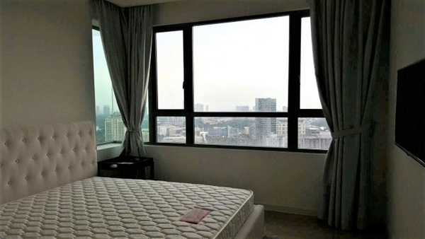 BÁN CĂN HỘ CHUNG CƯ RIVIERA POINT 3 PHÒNG NGỦ VIEW THOÁNG