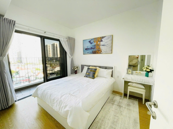 MASTERI THẢO ĐIỀN 2 PHÒNG NGỦ ĐỦ NỘI THẤT LẦU CAO VIEW THOÁNG CẦN CHO THUÊ