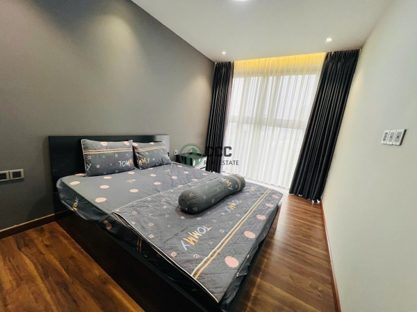 🏷️ BÁN CĂN HỘ MIDTOWN M5 – 3PN, 135M² – GIÁ 13,150 TỶ (FULL NT, BAO THUẾ PHÍ)
