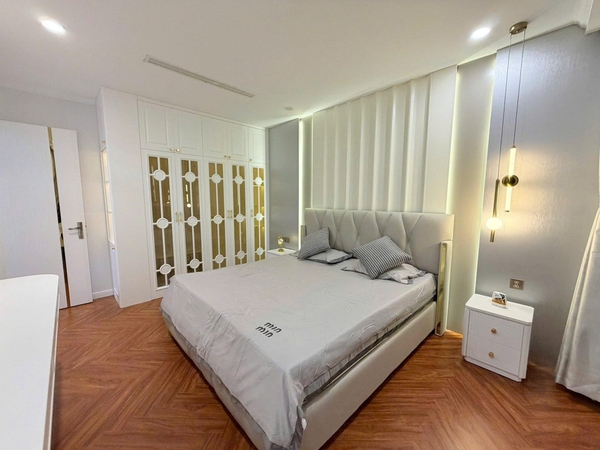 CHO THUÊ CĂN HỘ CAO CẤP – VINHOMES CENTRAL PARK | LANDMARK 81, ĐẦY ĐỦ NỘI THẤT 3PN
