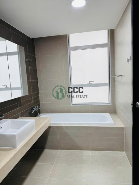 ✨🏙 CHO THUÊ CĂN HỘ SUNRISE CITY SOUTH – LẦU CAO, 138M², 3PN, NHÀ MỚI SỬA – 27 TRIỆU/THÁNG ✨