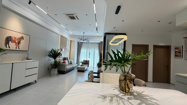 BÁN CĂN HỘ SCENIC VALLEY 1 - 130M2 - TRẦN CAO - NHÀ MỚI LÀM LẠI - 3 PHÒNG NGỦ