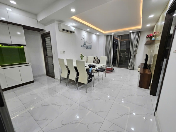 Bán căn hộ Saigon South Residences – 2 phòng ngủ, 74m², có sổ hồng
