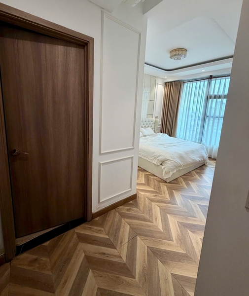 BÁN NHANH CĂN HỘ SUNWAH PEARL BÌNH THẠNH VIEW HỒ BƠI SÔNG 3PN - 133M2