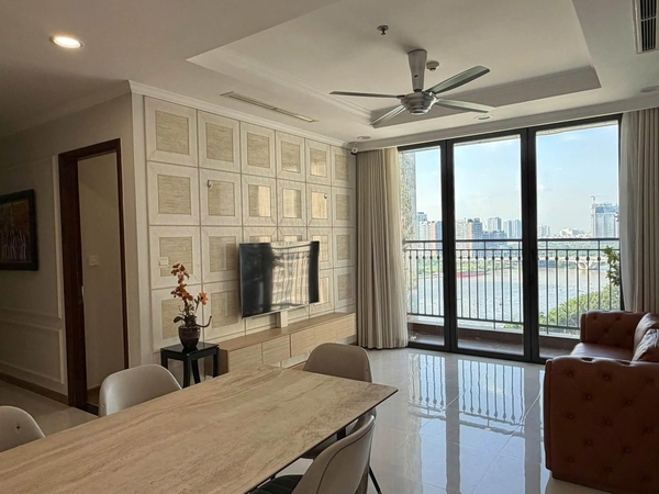 CHO THUÊ NHANH CĂN HỘ VINHOMES CENTRAL PARK 3PN - 109M2 - ĐẦY ĐỦ NỘI THẤT ĐẸP