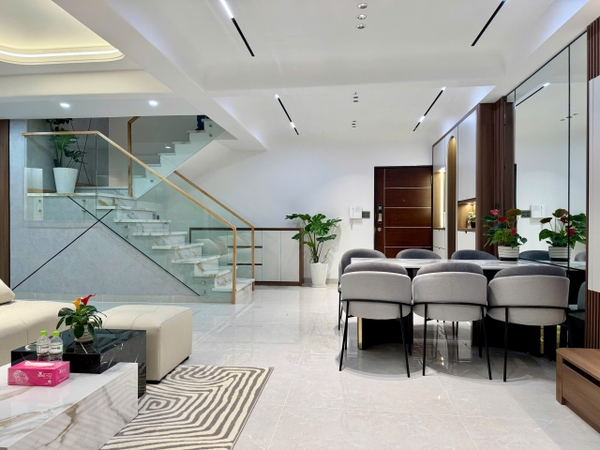 Bán Penthouse Sky Garden 3 Phú Mỹ Hưng – 4 phòng ngủ, 220m²