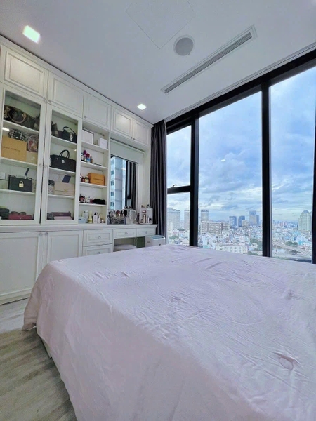 CẦN BÁN CĂN HỘ VINHOMES GOLDEN RIVER QUẬN 1 | 2 PHÒNG NGỦ | ĐẦY ĐỦ NỘI THẤT