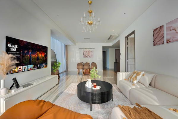CHO THUÊ CĂN HỘ METROPOLE OPERA RESIDENCE – 3 PHÒNG NGỦ – VIEW SÔNG & PHÁO HOA – 137M² – FULL NỘI THẤT