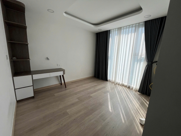 Bán căn hộ Cardinal Court– 3 phòng ngủ, 100m², view thoáng