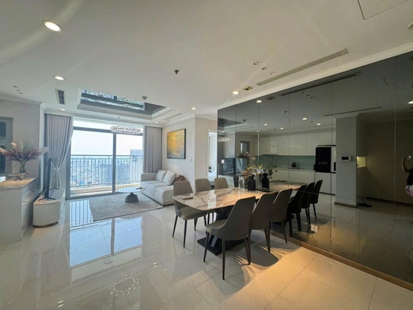 BÁN CĂN HỘ VINHOMES CENTRAL PARK 3 PHÒNG NGỦ 108M2 FULL NỘI THẤT