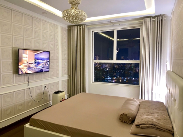 BÁN CĂN HỘ SUNRISE CITY VIEW 76M2 2PN FULL NỘI THẤT VIEW PHÁO HOA