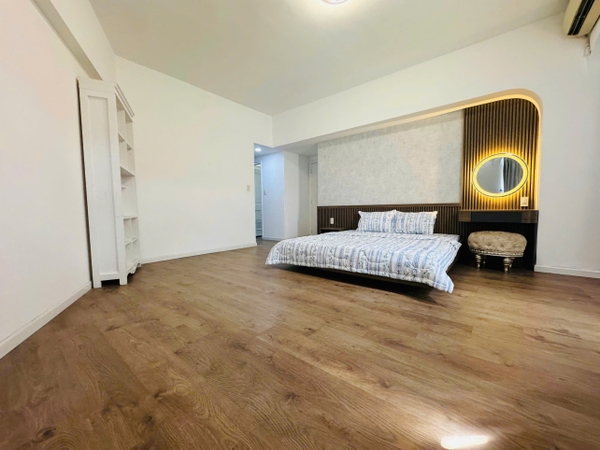 Cho Thuê Căn Hộ Garden Court Phú Mỹ Hưng – 165m² – 3 Phòng Ngủ – Nội Thất Cao Cấp