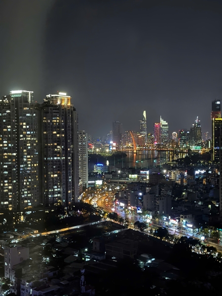 CHO THUÊ CĂN HỘ GATEWAY THẢO ĐIỀN CĂN GÓC 2 PHÒNG NGỦ 90M2