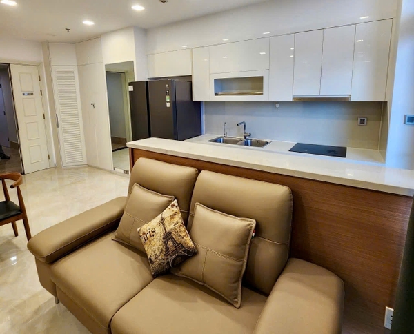 CHO THUÊ CĂN HỘ VINHOMES GOLDEN RIVER 70M2 2 PHÒNG NGỦ VÀO Ở NGAY