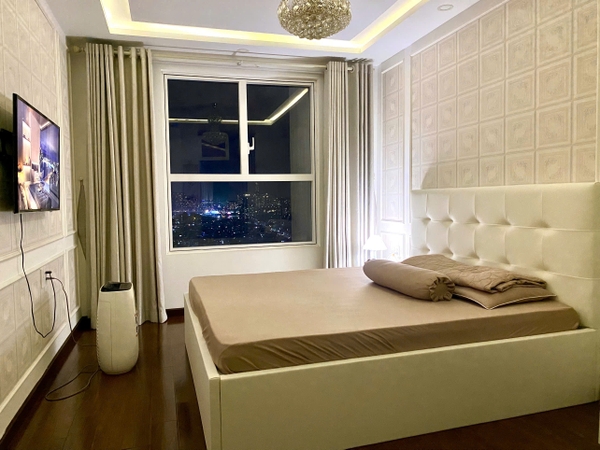 BÁN CĂN HỘ SUNRISE CITY VIEW 76M2 2PN FULL NỘI THẤT VIEW PHÁO HOA