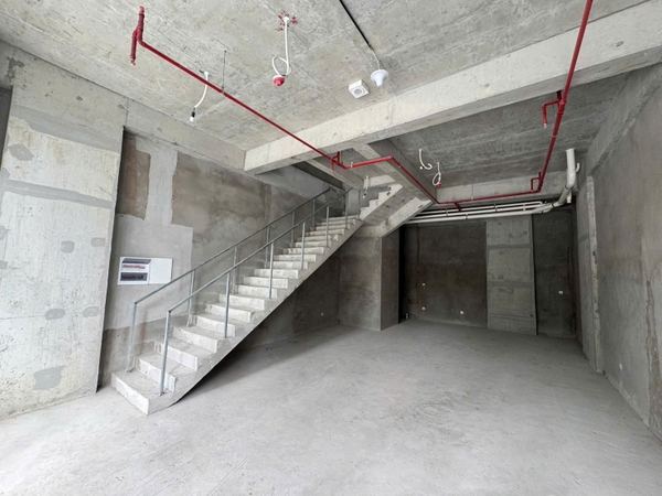 BÁN SHOPHOUSE THE AURORA PHÚ MỸ HƯNG 117M2 NHÀ THÔ