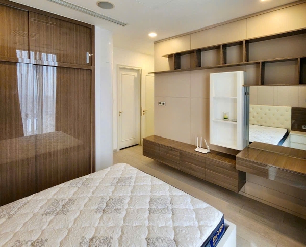 CHO THUÊ CĂN HỘ VINHOMES GOLDEN RIVER 70M2 2 PHÒNG NGỦ VÀO Ở NGAY