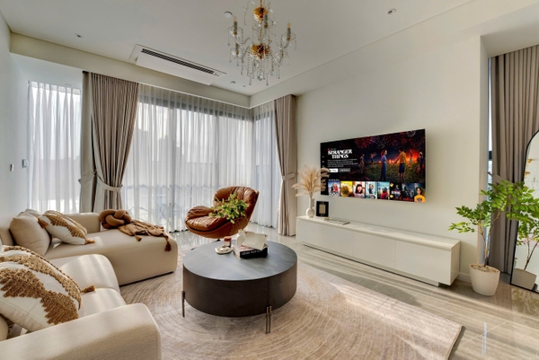 CHO THUÊ CĂN HỘ METROPOLE OPERA RESIDENCE – 3 PHÒNG NGỦ – VIEW SÔNG & PHÁO HOA – 137M² – FULL NỘI THẤT