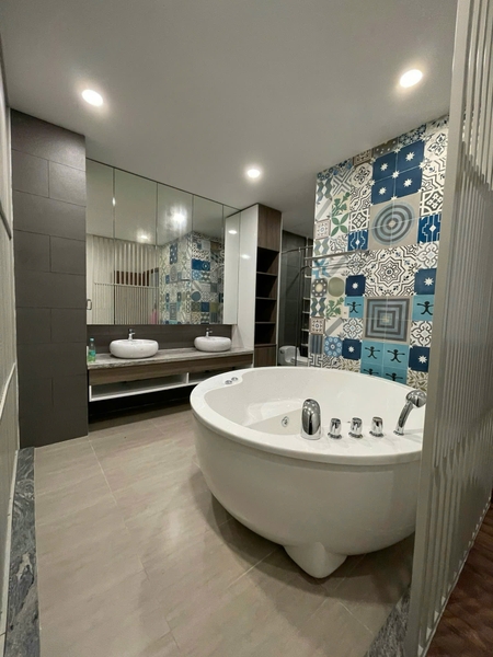CHO THUÊ PENTHOUSE DUPLEX MASTERI THẢO ĐIỀN 4PN 260M2