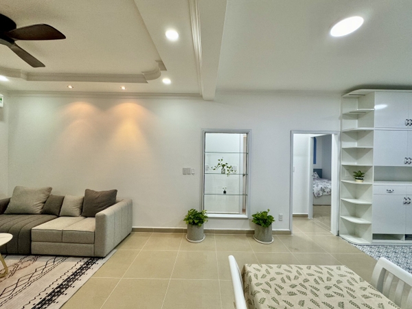 CẦN BÁN SKY GARDEN 1 65m2