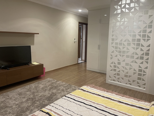 CHO THUÊ VINHOMES CENTRAL PARK 4 PHÒNG NGỦ