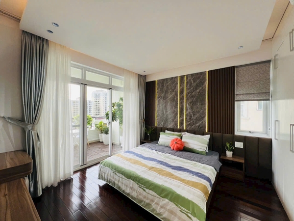 BÁN CĂN HỘ CẢNH VIÊN PHÚ MỸ HƯNG 3 PHÒNG NGỦ 117M2