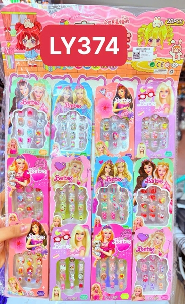 LY374 VỈ MÓNG TAY CHAM CÔNG CHÚA,SANRIO 12 HỘP