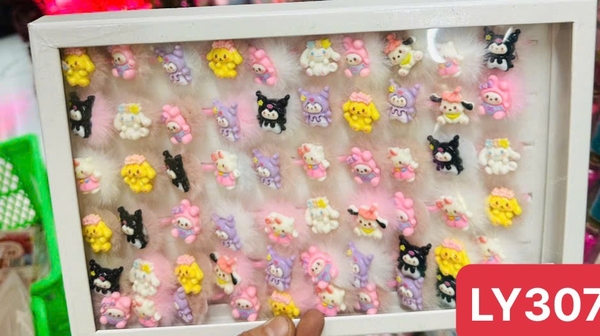 LY307 LỐC NHẪN LÔNG SANRIO 60 CÁI ĐỦ MẪU