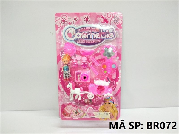 BR072  VỈ TRANG ĐIỂM XE NGỰA, MÁY CHỤP HÌNH, GƯƠNG, NÓN + 1C BÉ NHÍ (BABY) Cosmetic