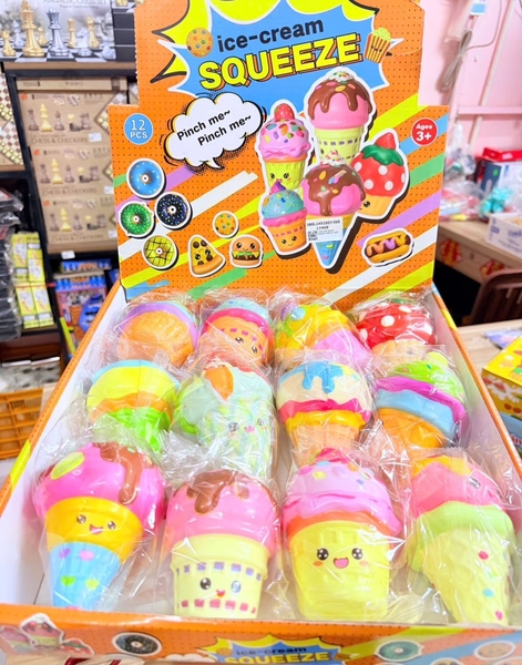 LY460 HỘP MOCHI SQUISHY KEM ỐC QUẾ