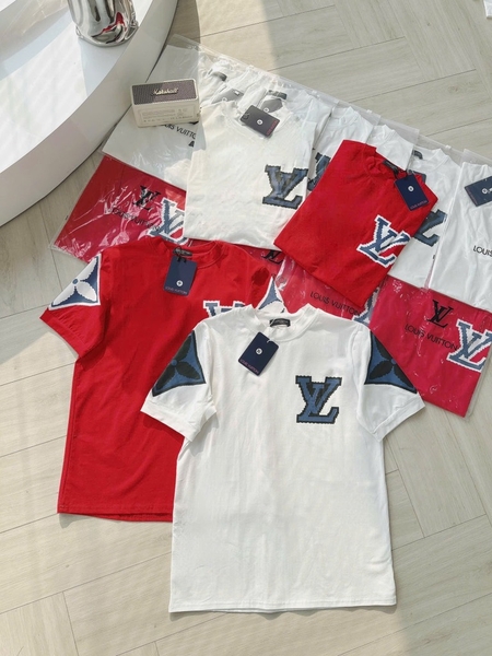 ÁO PHÔNG LV PHOM VỪA 2 MẦU NỮ SẴN (SALE 59K)