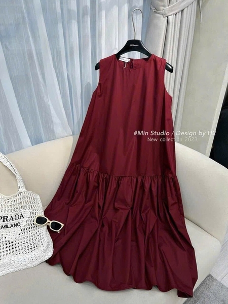 VÁY ĐỎ DÁNG DÀI SÁT NÁCH NỮ