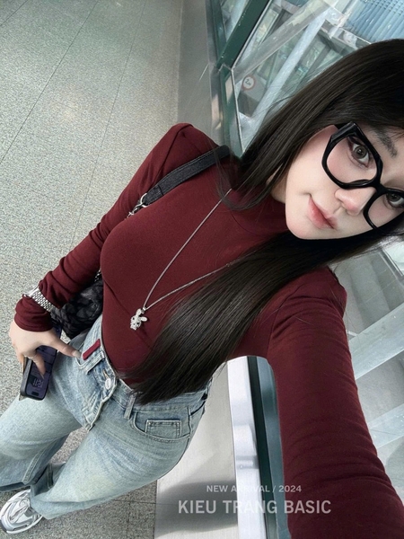 ÁO ZIP LÓT LÔNG CỔ TRÒN ĐỎ ĐÔ NỮ THU ĐÔNG SẴN