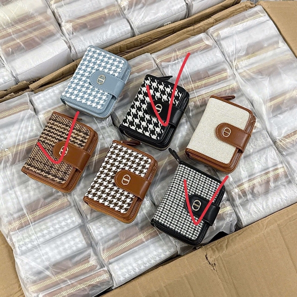 PHỤ KIỆN - VÍ CẠP TAY HOẠ TIẾT HOT TREND