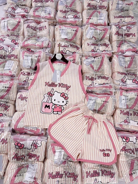 SET BỘ SÁT NÁCH HELLO KITTY HỒNG KẺ