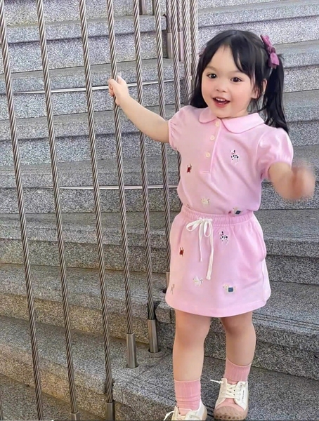 SÉT ÁO POLO CỔ SEN QUẦN VÁY PINK BLING BÉ GÁI NEW SẴN (XẢ 55 k)