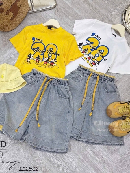 ÁO PHÔNG VÀNG VÀ ÁO SỐ 28 NỮ