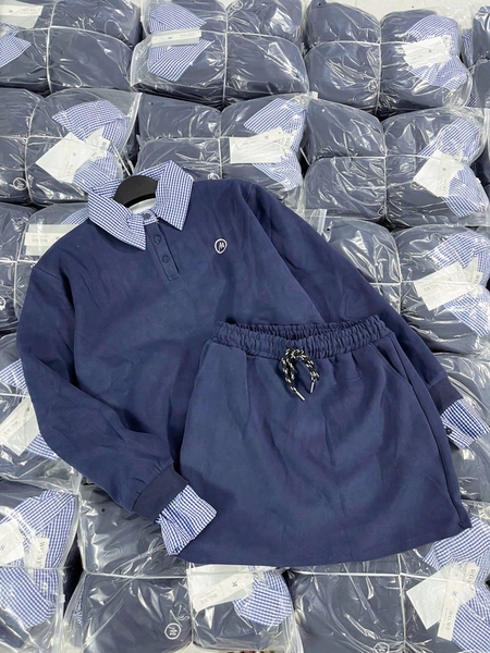 SET ÁO DÀI TAY CỔ SƠ MI PHỐI CHÂN VÁY A XOÈ NỮ THU ĐÔNG SẴN