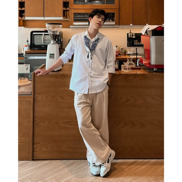Áo sơ mi Oxford kẻ sọc tay dài