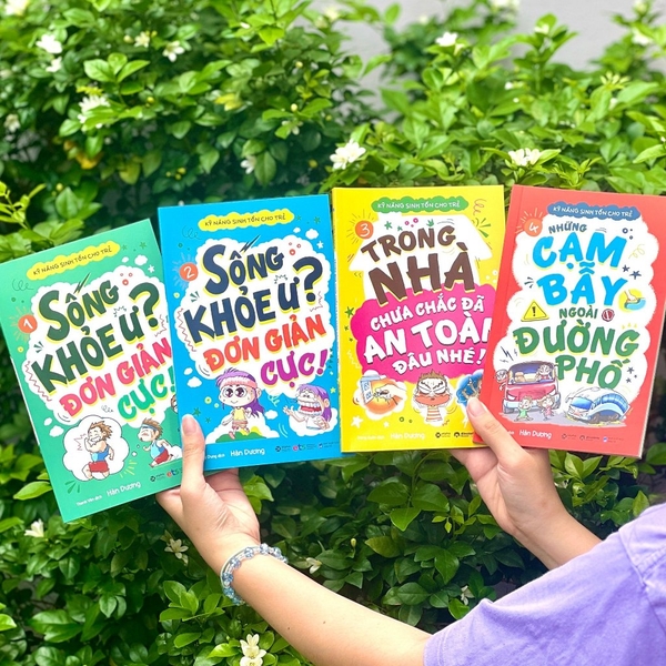 Sách Kỹ Năng Sinh Tồn Cho Trẻ (Tập 4): Những cạm bẫy ngoài đường phố