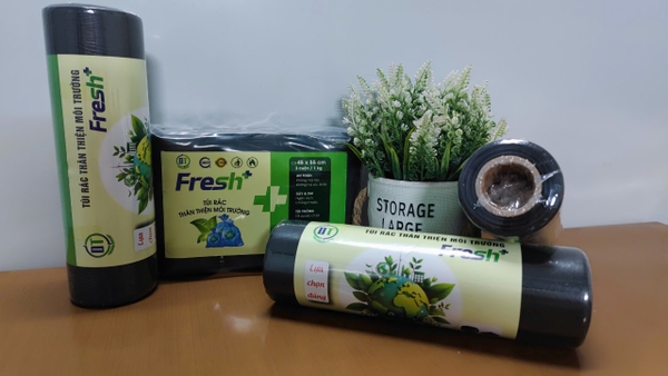 FLAT BAGS ON ROLL WITH CORE