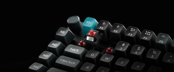 Keychron Q11 Ultra 8K – Bàn phím cơ tách đôi không dây 8K