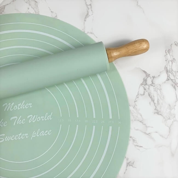 Cây lăn bột làm bánh bằng tay kèm thảm chống dính bằng silicone