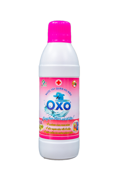 nuoc-tay-quan-ao-mau