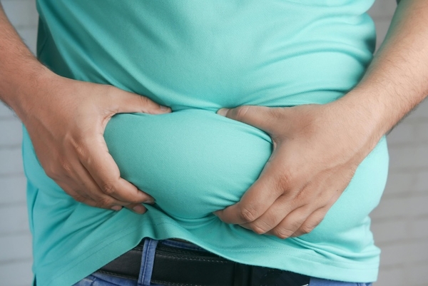 Người thừa cân béo phì không nên sử dụng mật ong