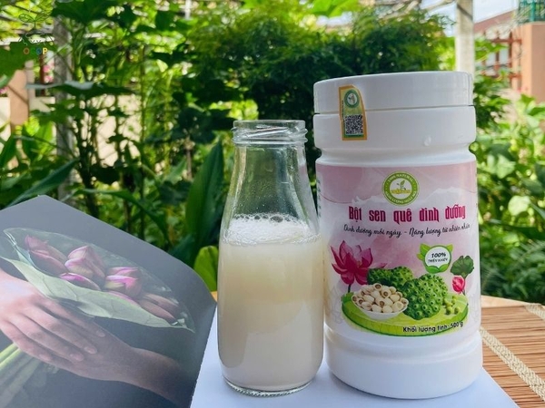 Bột hạt sen pha mật ong